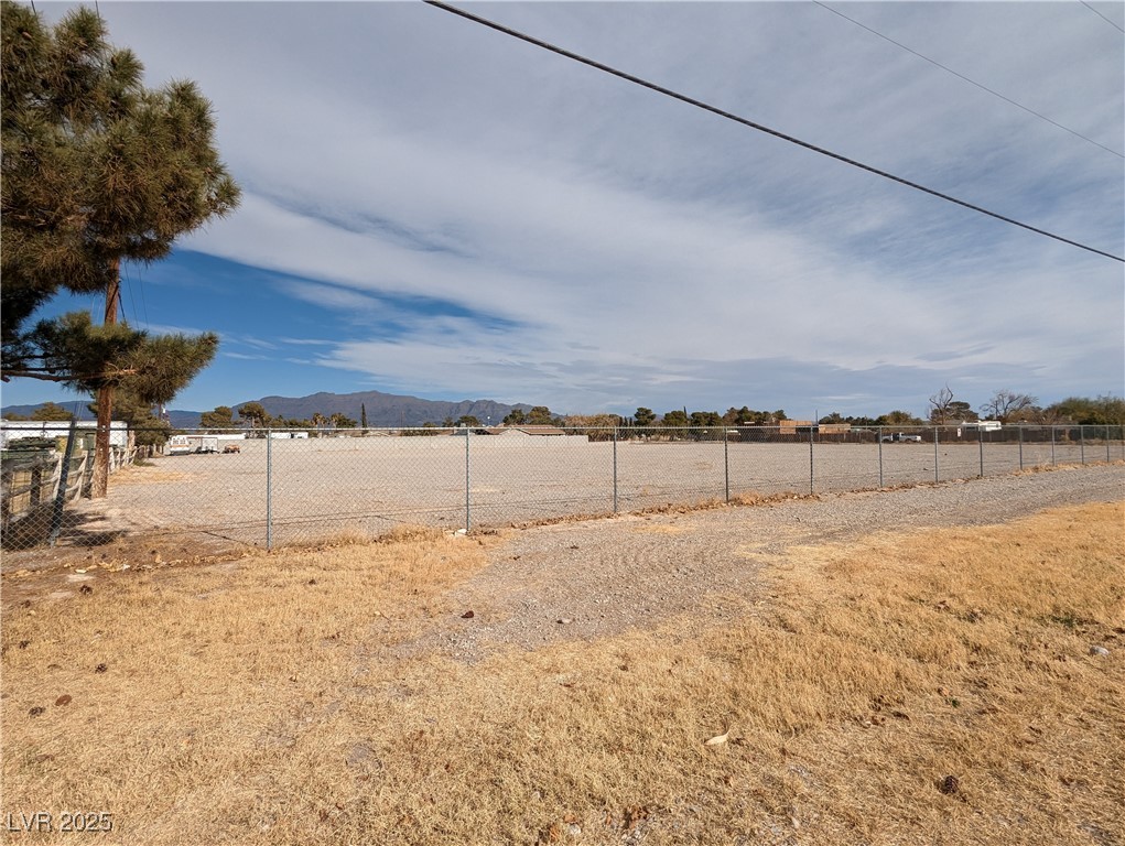6400 West El Campo Grande Avenue Property Photo 23