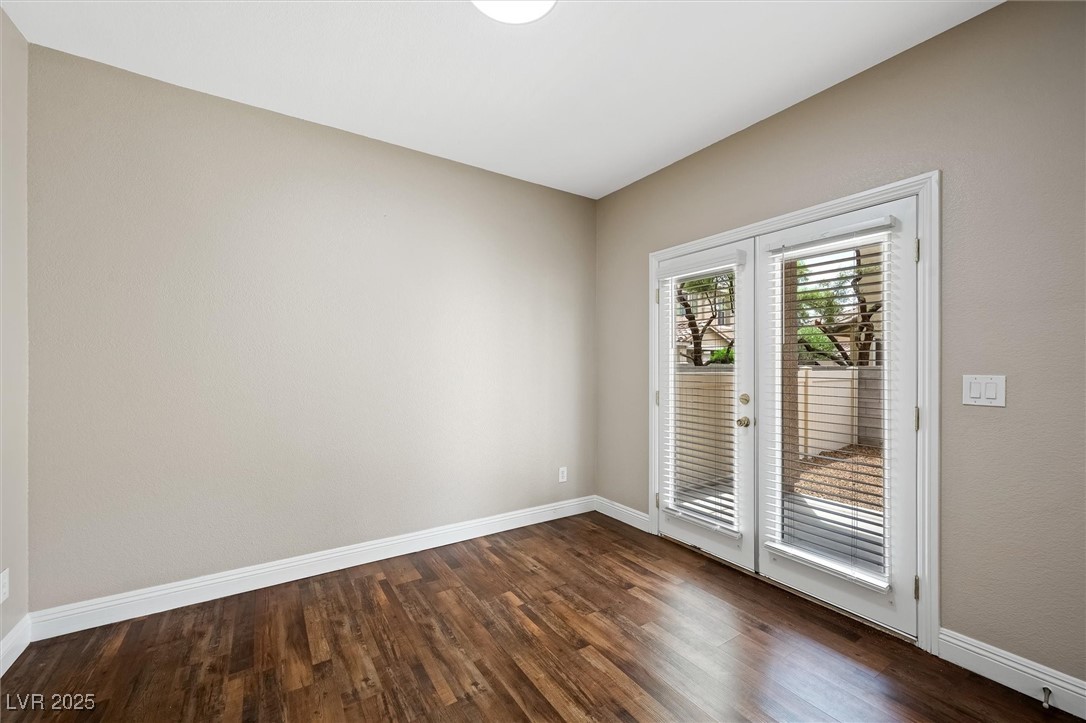 10643 Petricola Street 102 Property Photo 6