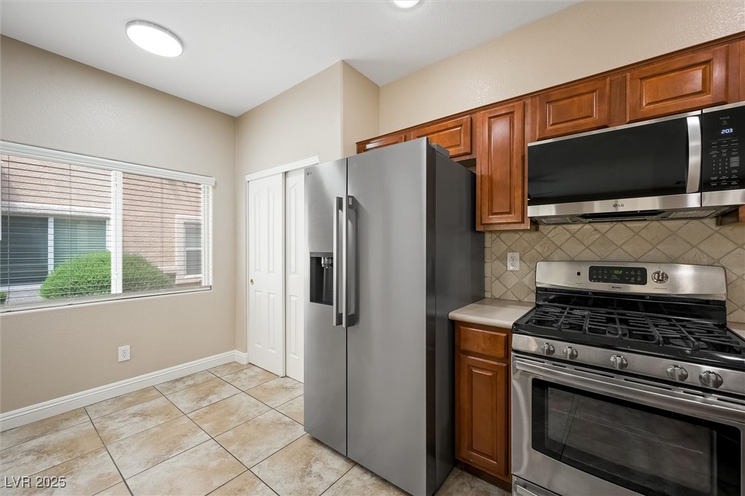 10643 Petricola Street 102 Property Photo 15