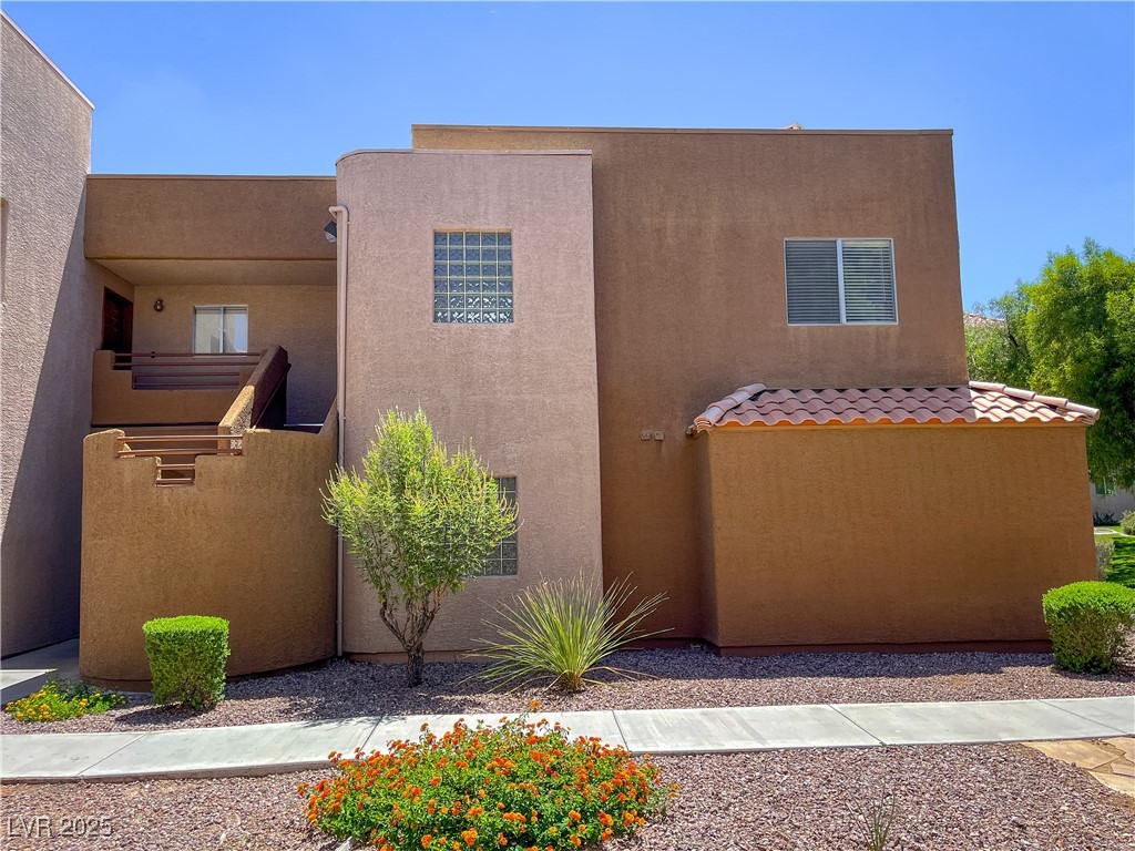 6869 Tamarus Street 204 Property Photo 1