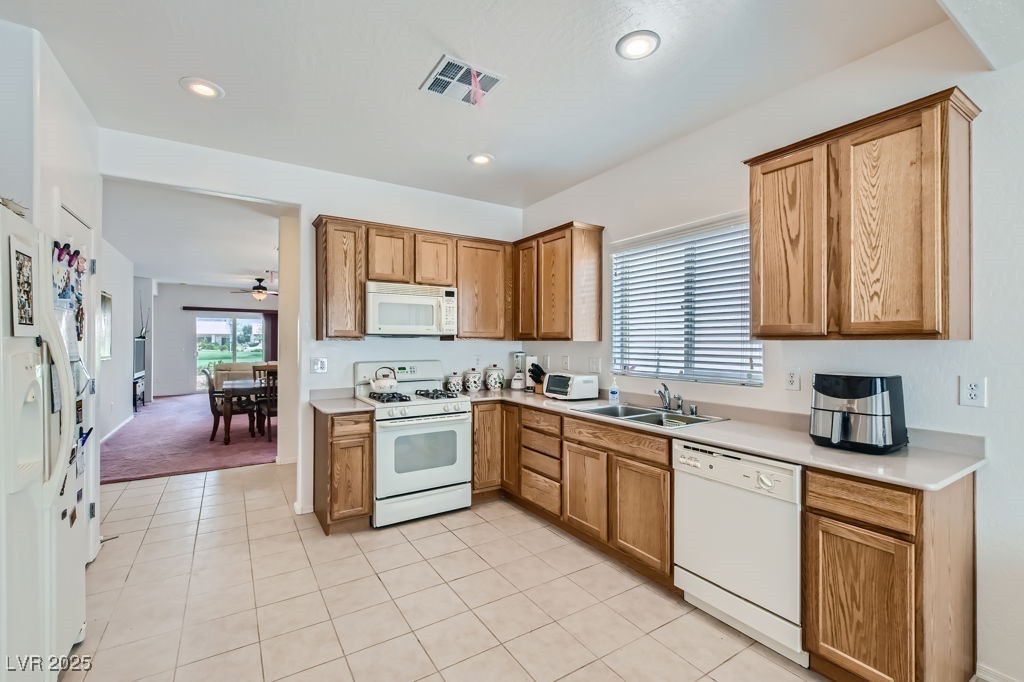 2220 Carrier Dove Way Property Photo 9