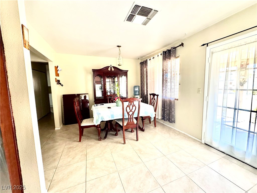 8208 Palmada Drive Property Photo 9