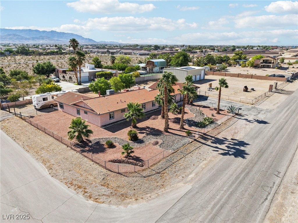5309 North Chieftain Street Property Photo