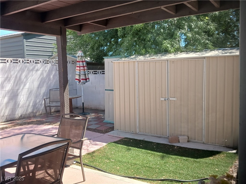 6000 Oceanside Way Property Photo 25