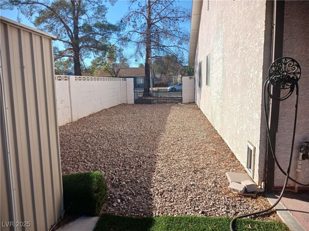 6000 Oceanside Way Property Photo 29