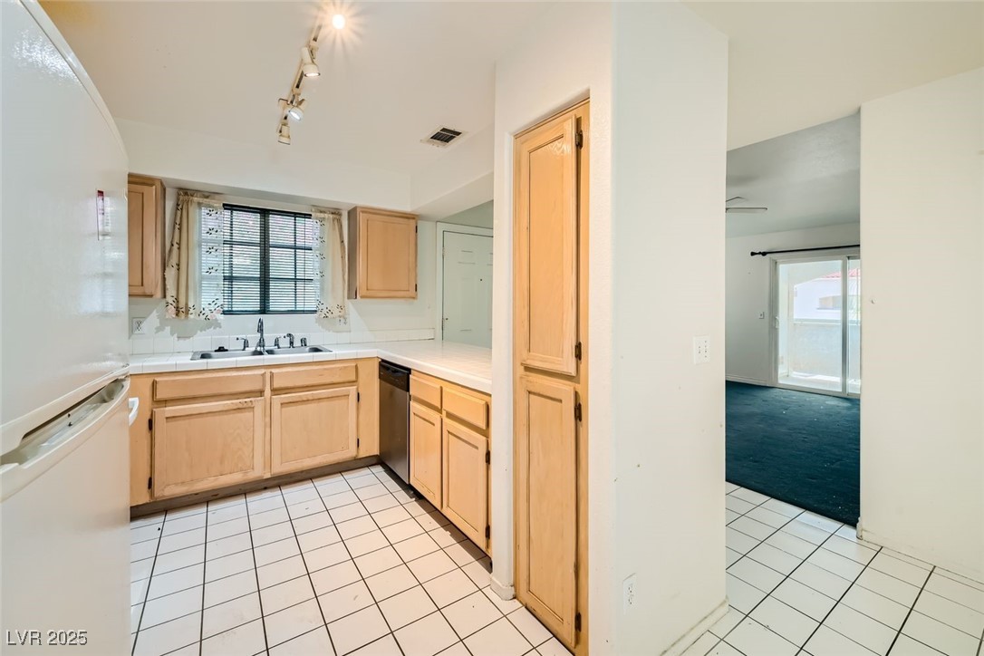 2725 South Nellis Boulevard 2047 Property Photo 34