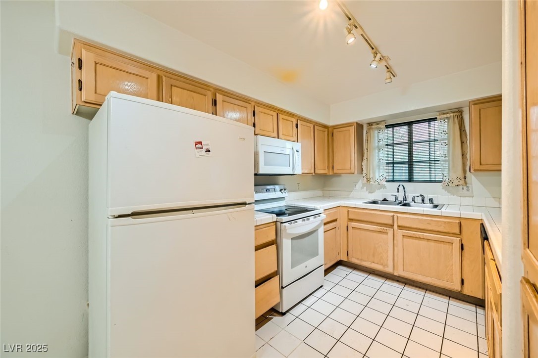 2725 South Nellis Boulevard 2047 Property Photo 35