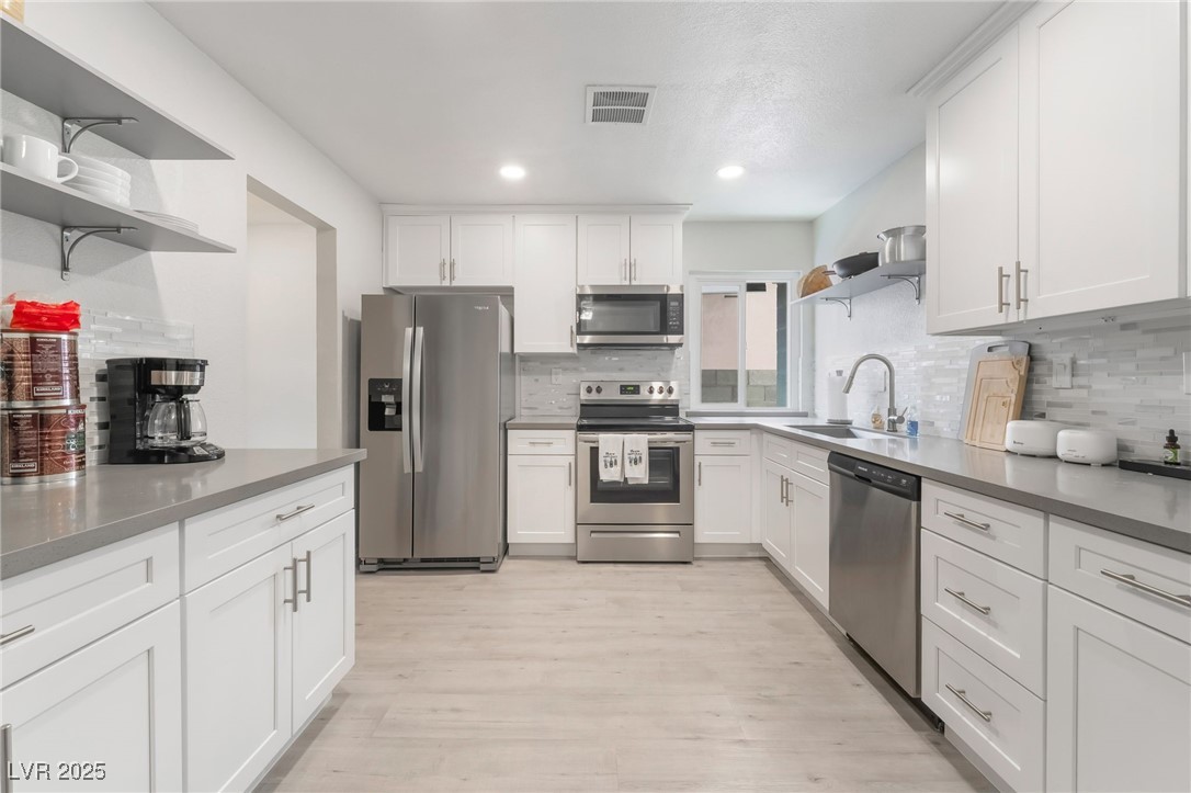 3209 Kings Way Property Photo 20