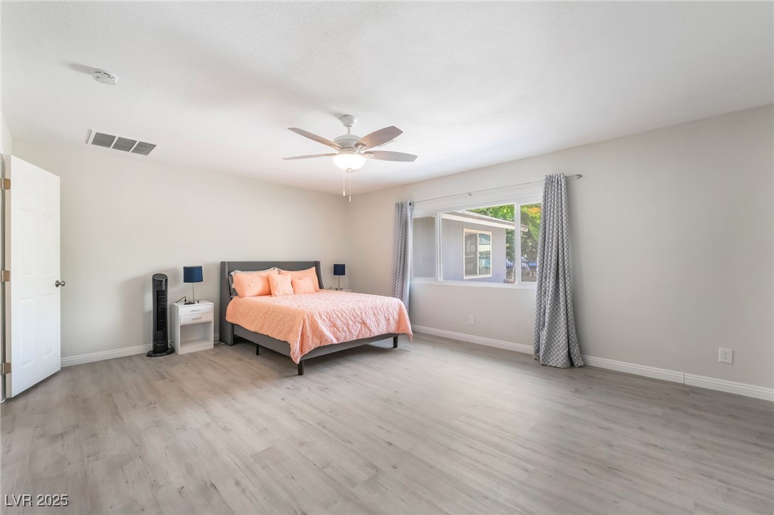 3209 Kings Way Property Photo 22