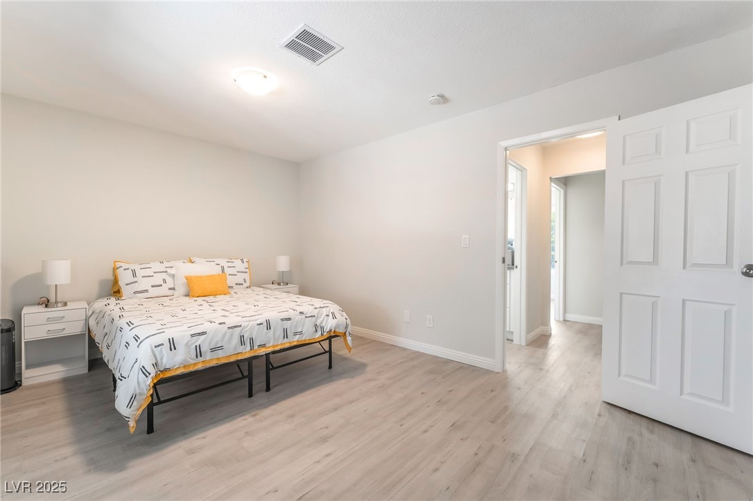 3209 Kings Way Property Photo 28