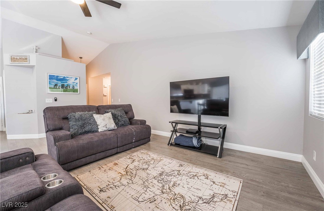 5516 Honey Mesquite Lane Property Photo 8