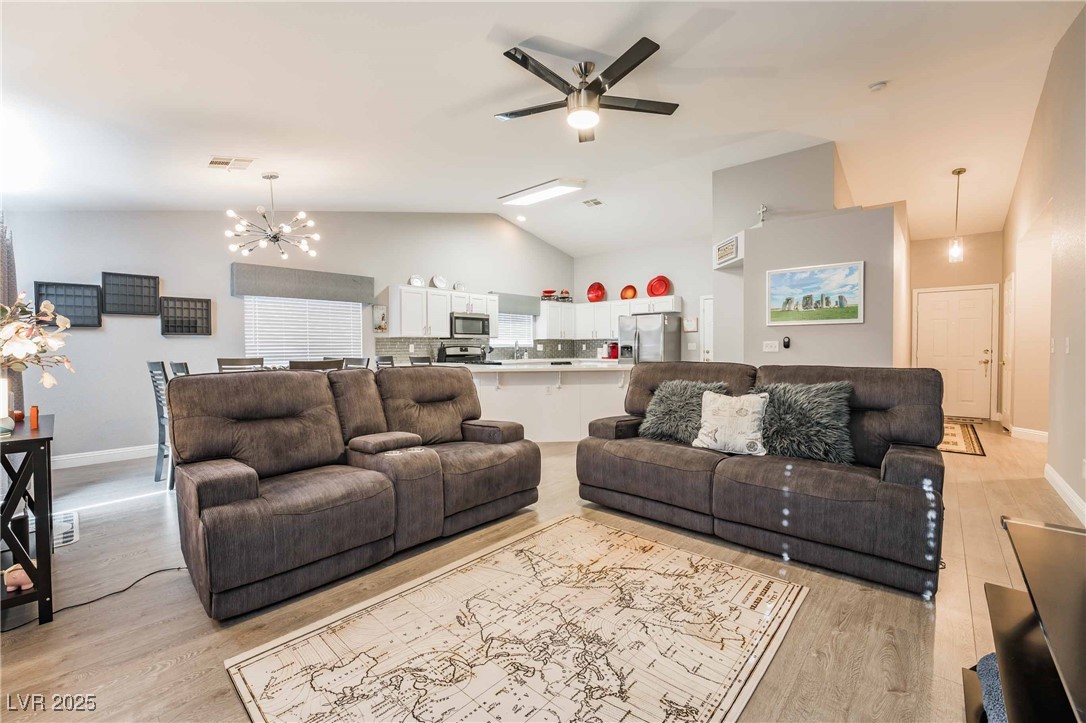 5516 Honey Mesquite Lane Property Photo 9