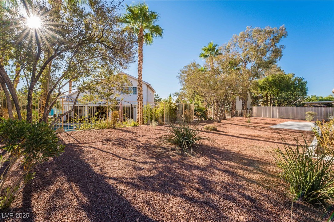 5516 Honey Mesquite Lane Property Photo 33