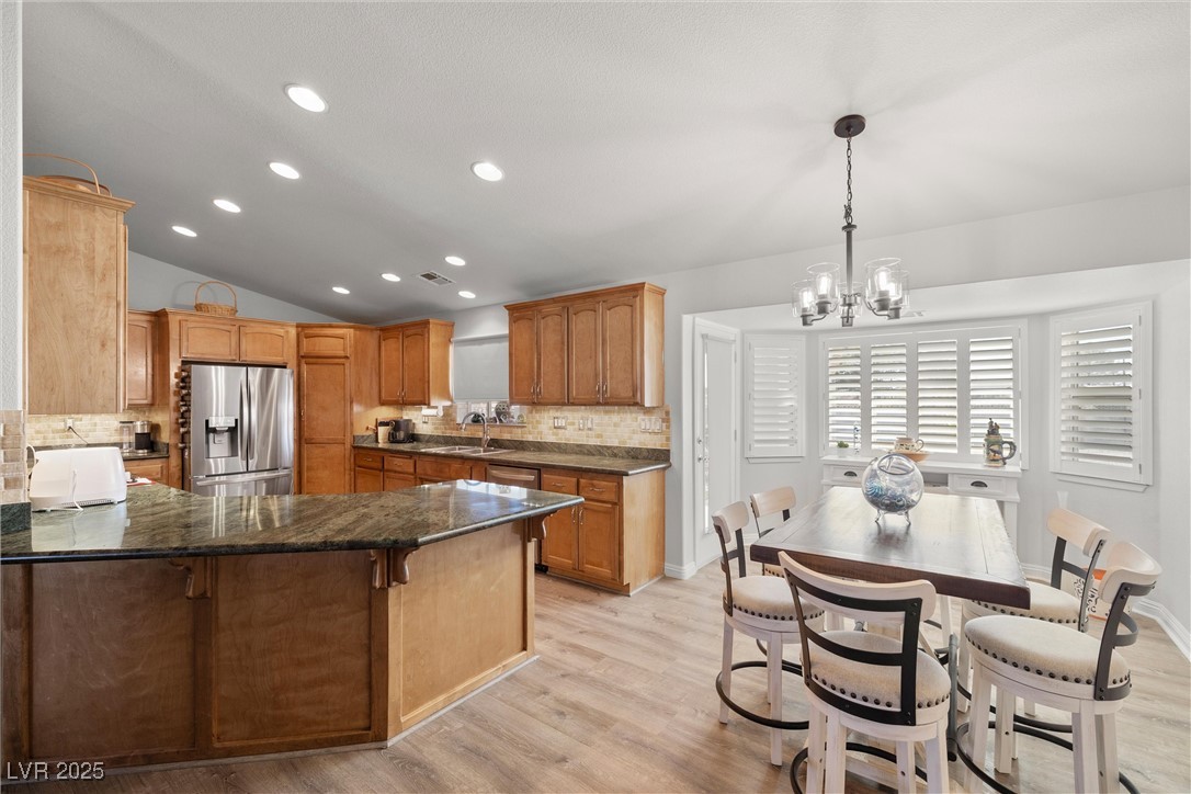 5481 Fernwood Court Property Photo 10