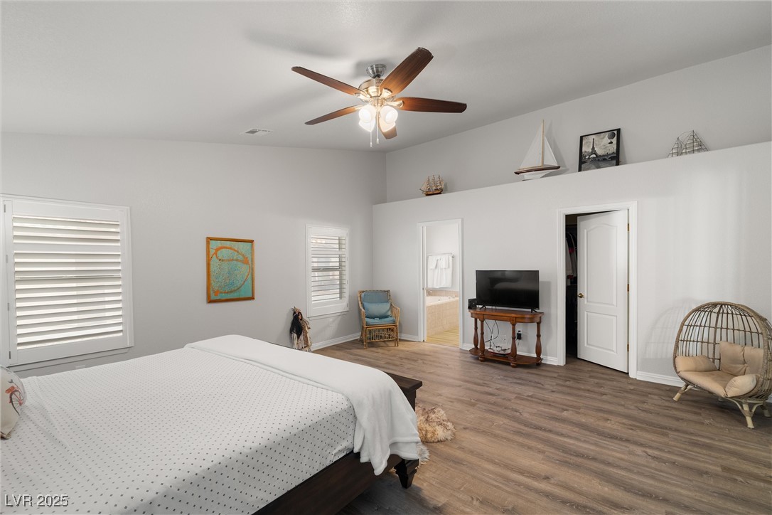 5481 Fernwood Court Property Photo 17