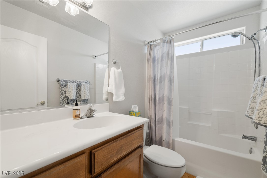 5481 Fernwood Court Property Photo 22