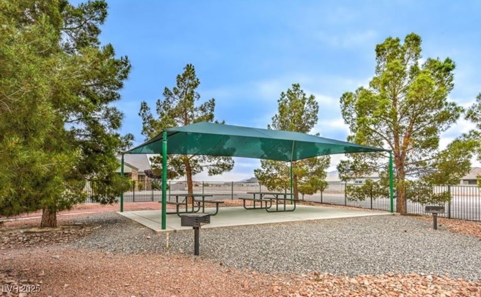 5481 Fernwood Court Property Photo 36