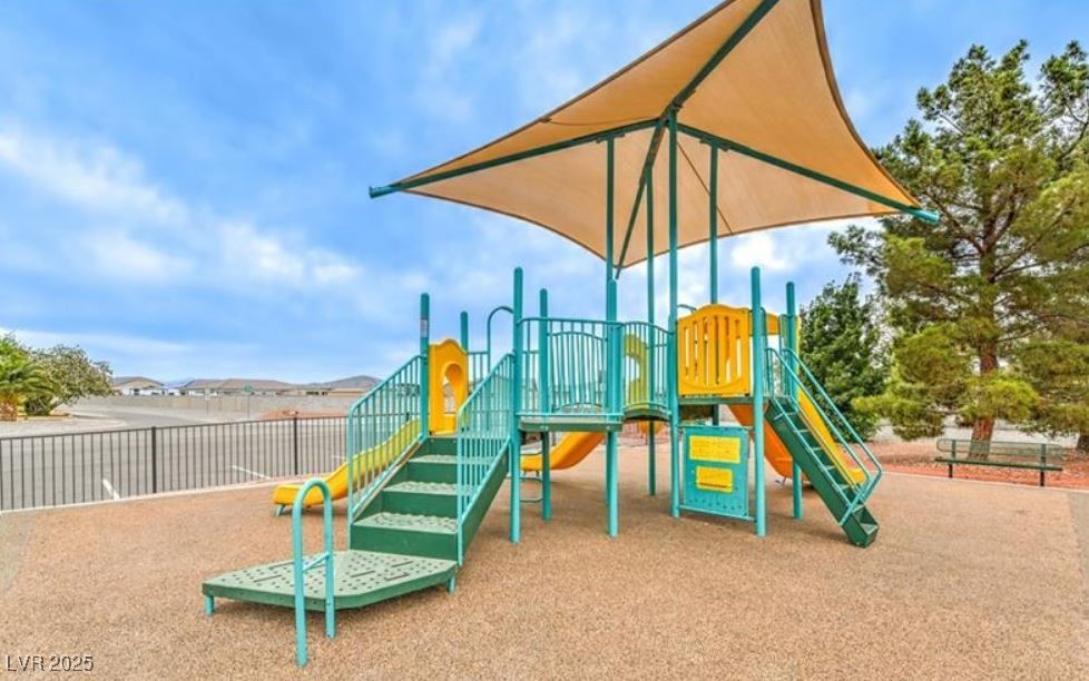 5481 Fernwood Court Property Photo 37