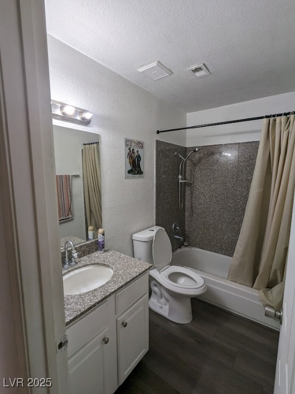 5044 River Glen Drive 142 Property Photo 10