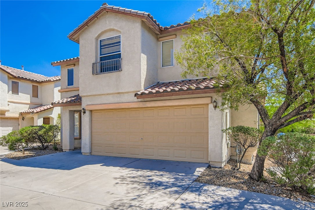 5986 Ambleshire Avenue Property Photo 3