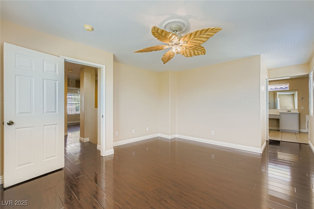 5986 Ambleshire Avenue Property Photo 16