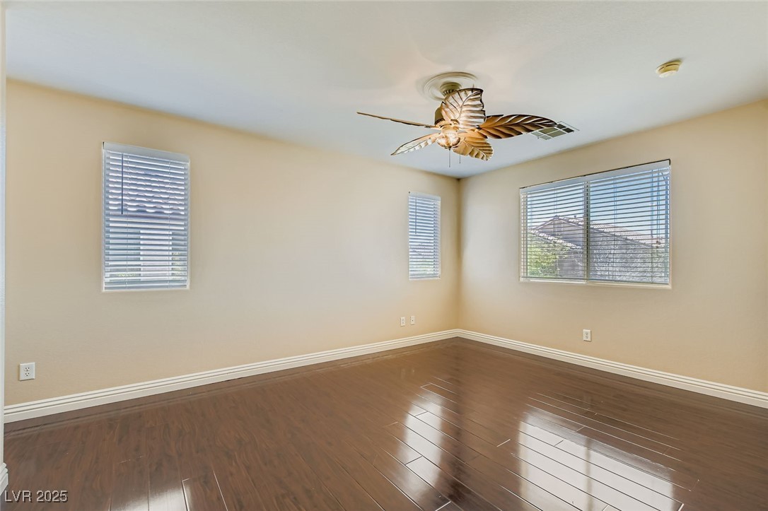 5986 Ambleshire Avenue Property Photo 17