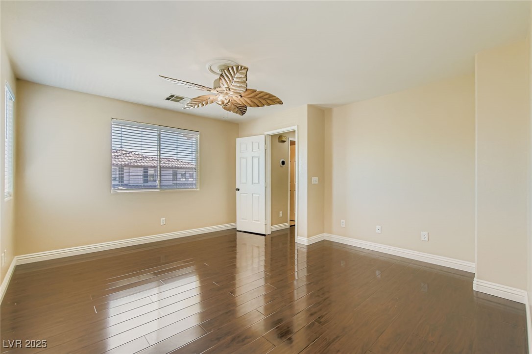 5986 Ambleshire Avenue Property Photo 18