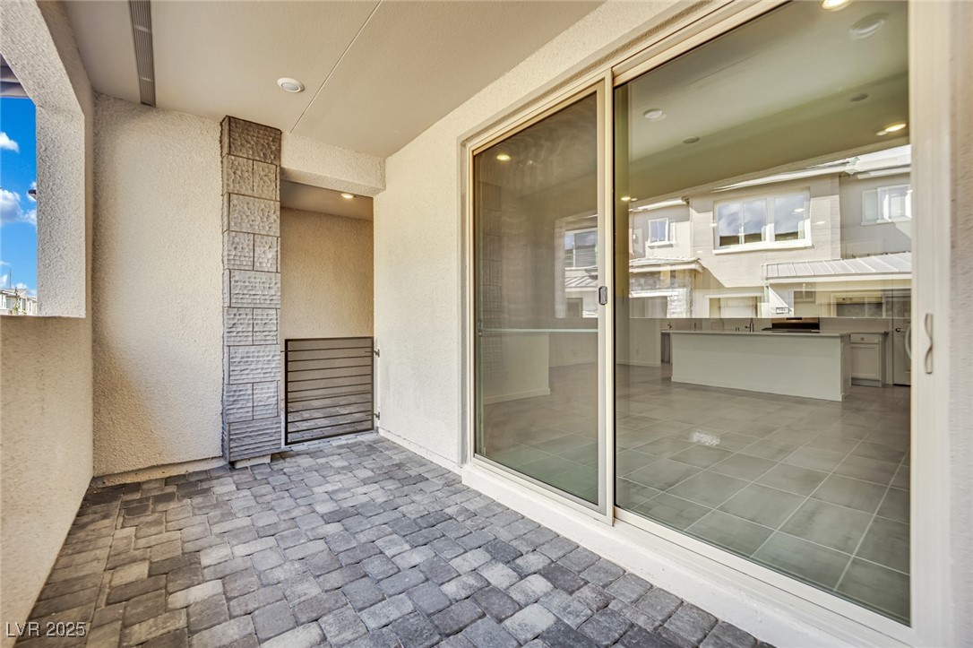 11476 Panoledge Avenue Property Photo 11