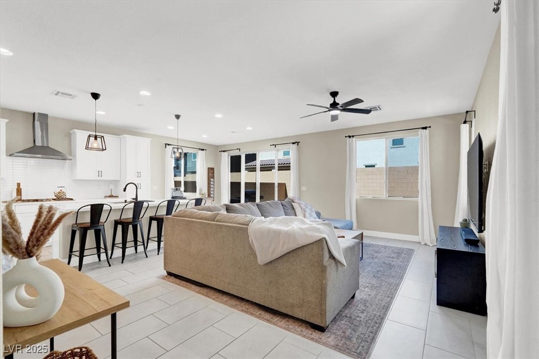 7107 Tilligerry Street Property Photo 2