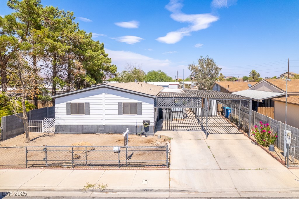 1208 Inca Lane Property Photo 1