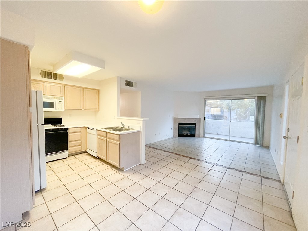 3065 Casey Drive 201 Property Photo 4