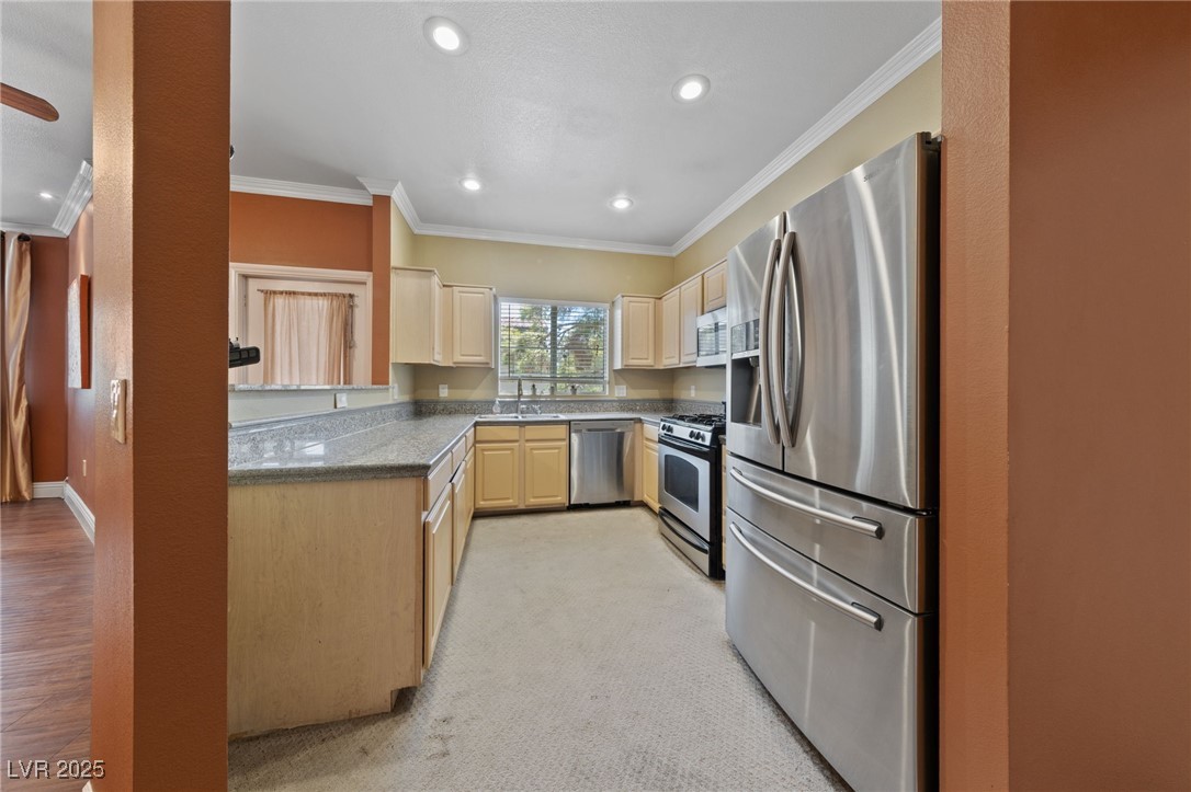 5250 South Rainbow Boulevard 2002 Property Photo 10