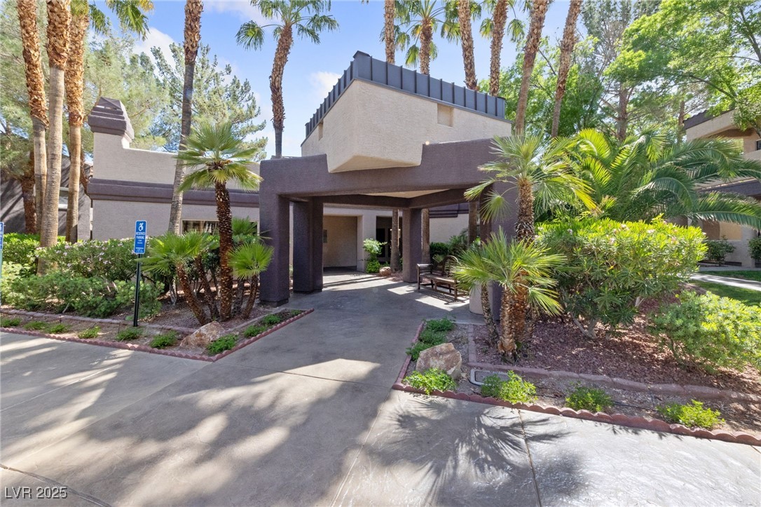 5250 South Rainbow Boulevard 2002 Property Photo 22