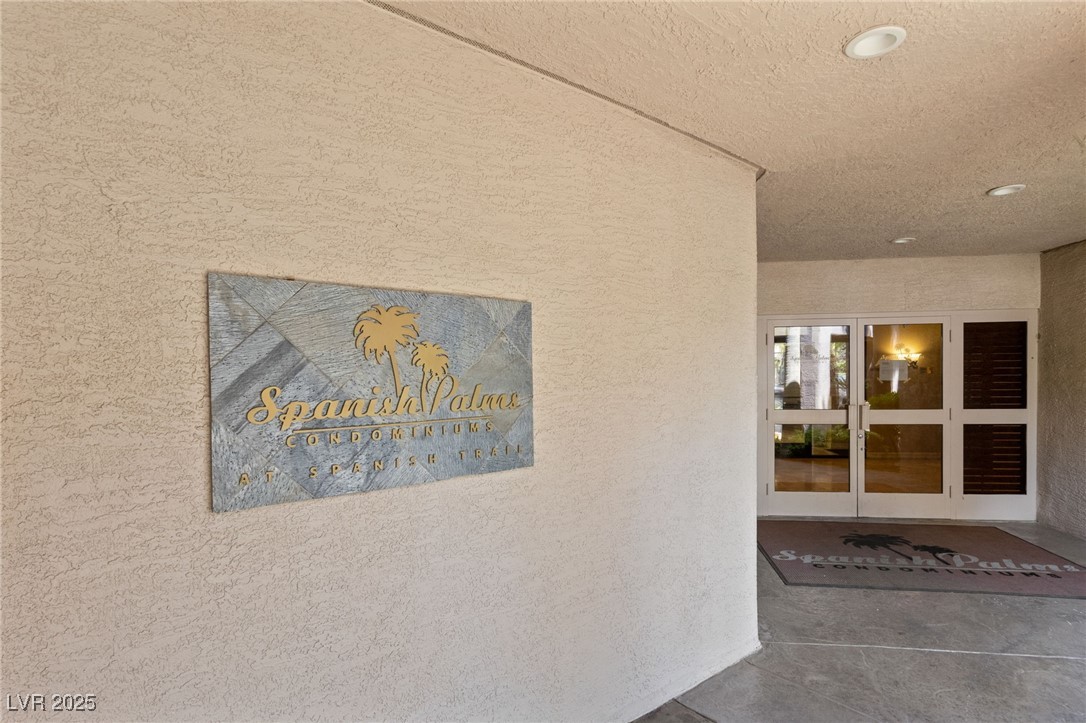 5250 South Rainbow Boulevard 2002 Property Photo 25