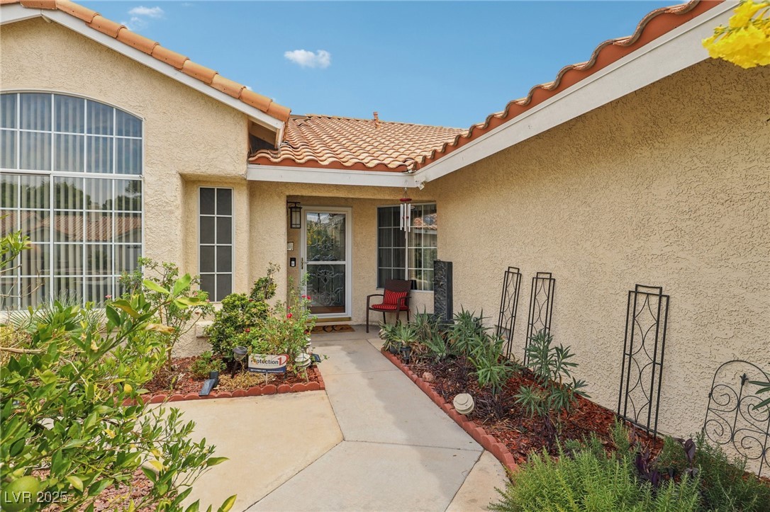 2524 Sunset Beach Lane Property Photo 3