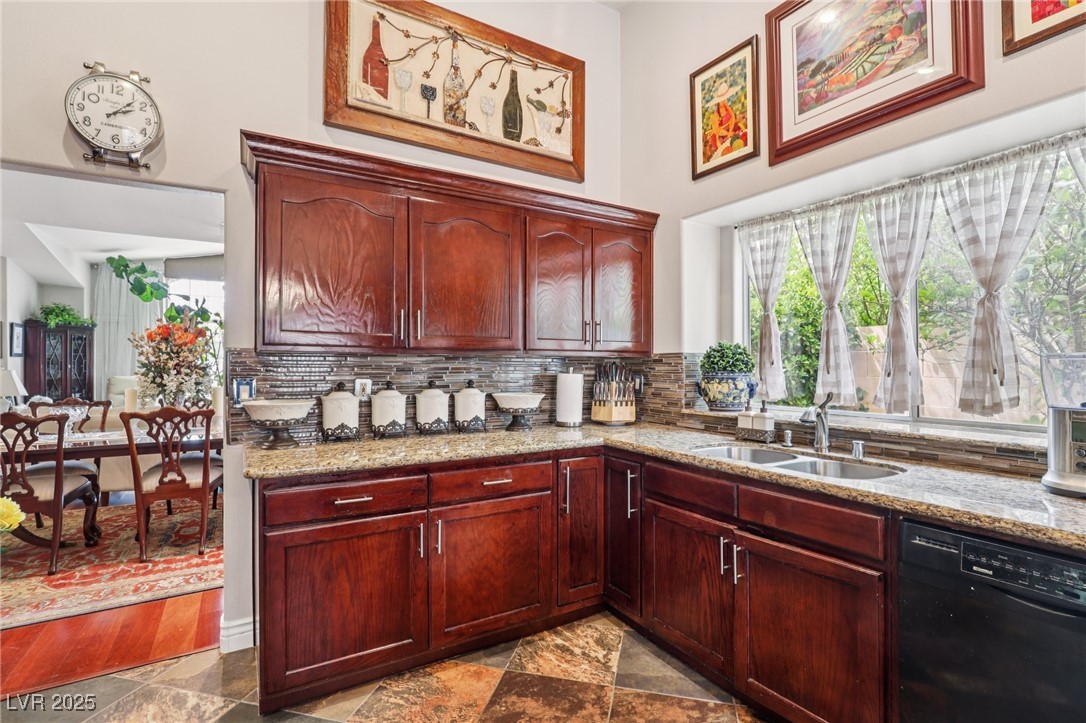 2524 Sunset Beach Lane Property Photo 15