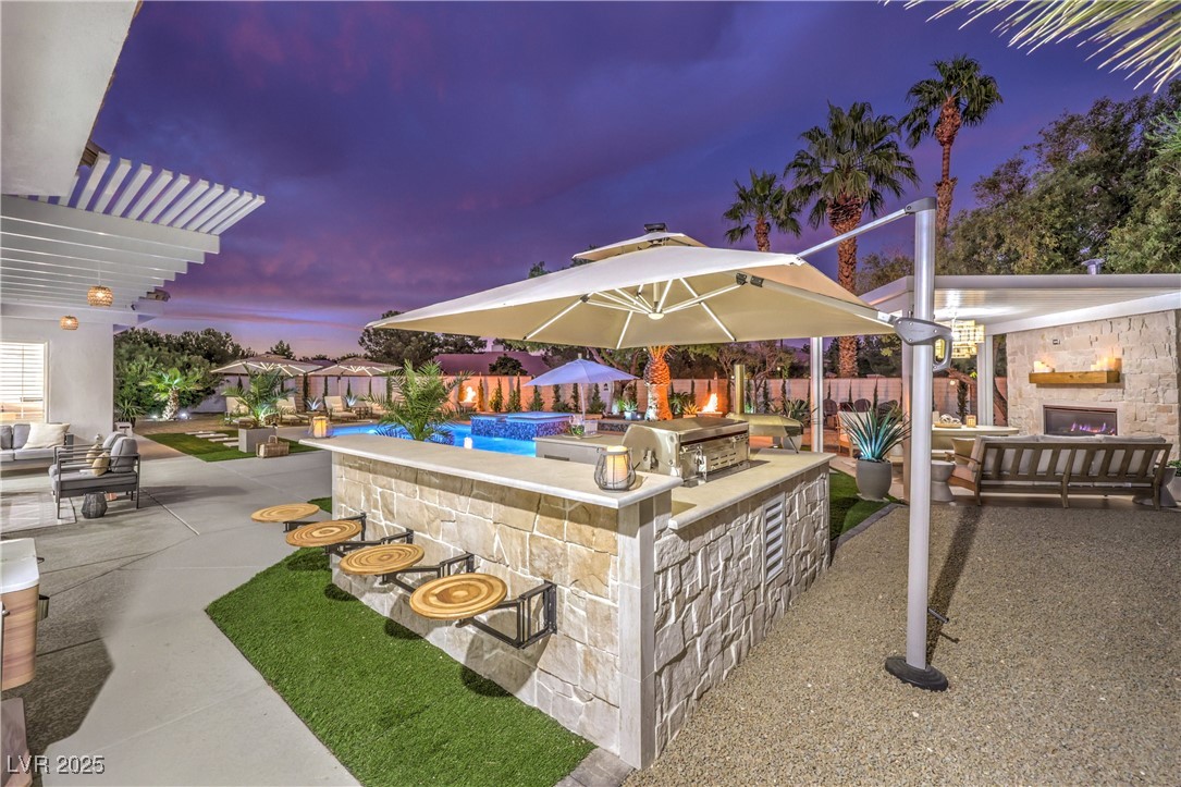 8010 Mackenzie Court Property Photo 3