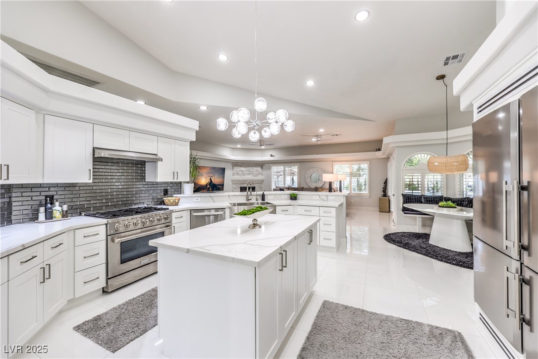 8010 Mackenzie Court Property Photo 13