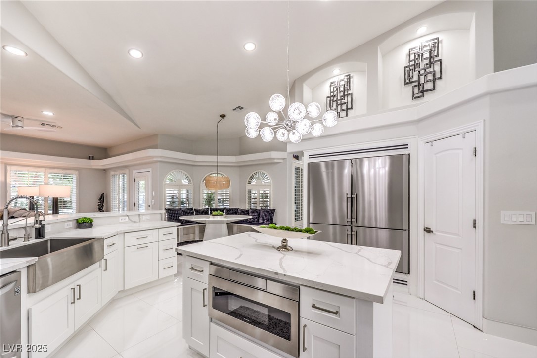 8010 Mackenzie Court Property Photo 16