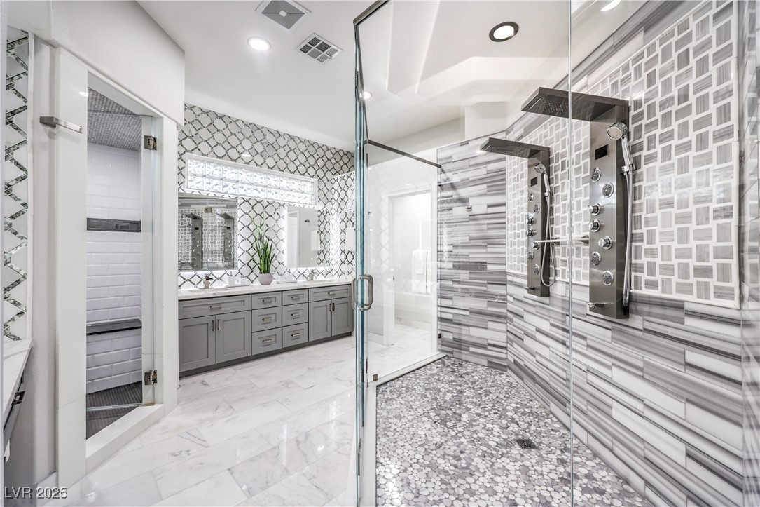 8010 Mackenzie Court Property Photo 25