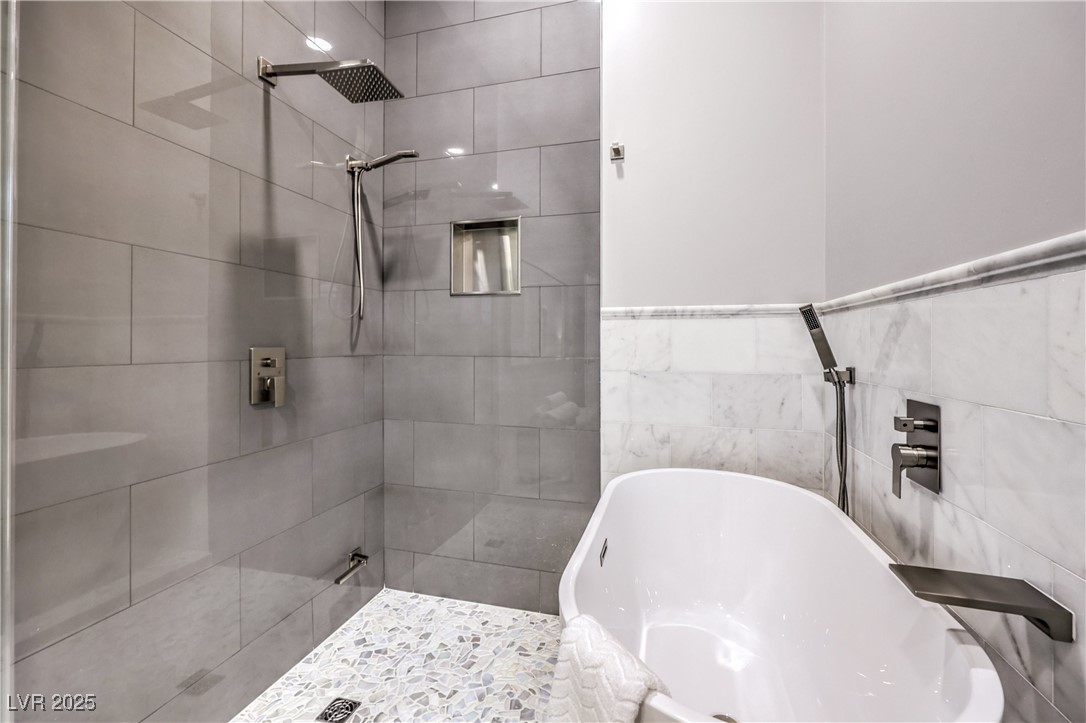 8010 Mackenzie Court Property Photo 42