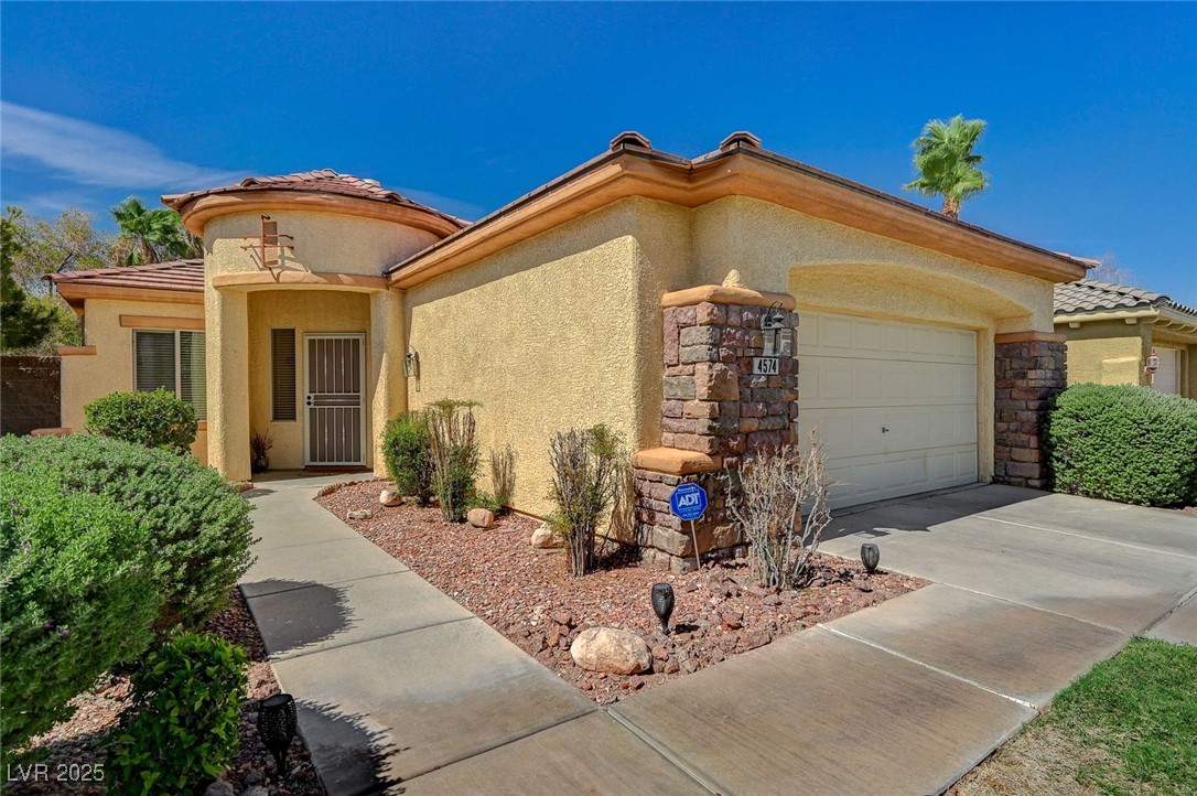 4574 Milvio Avenue Property Photo 1