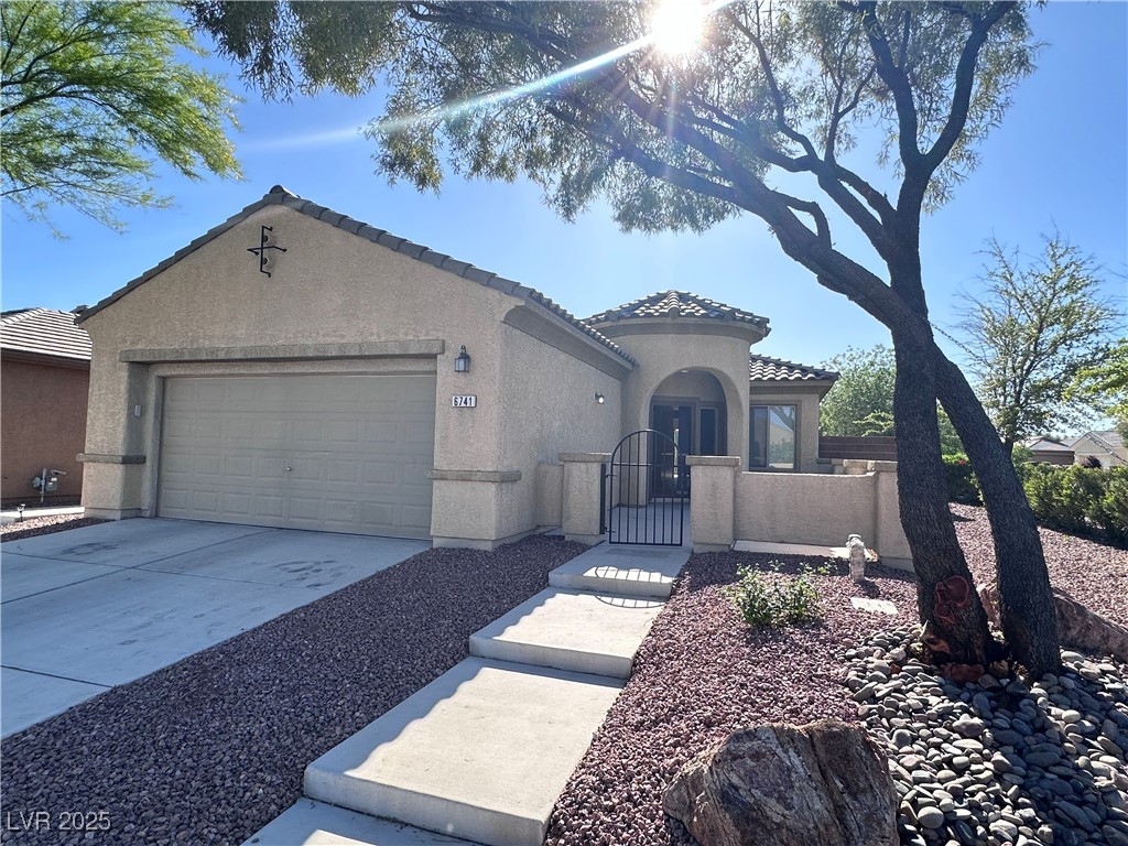 6741 Divers Loons Street