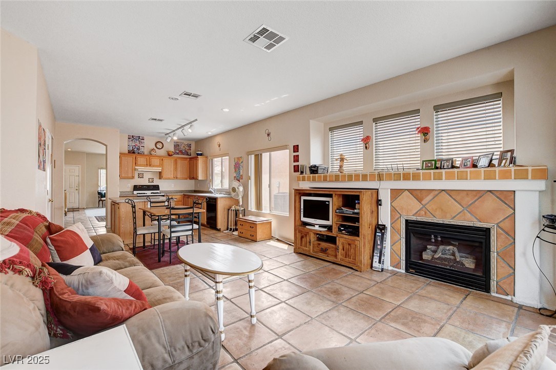 7932 Pinnochio Avenue Property Photo 14