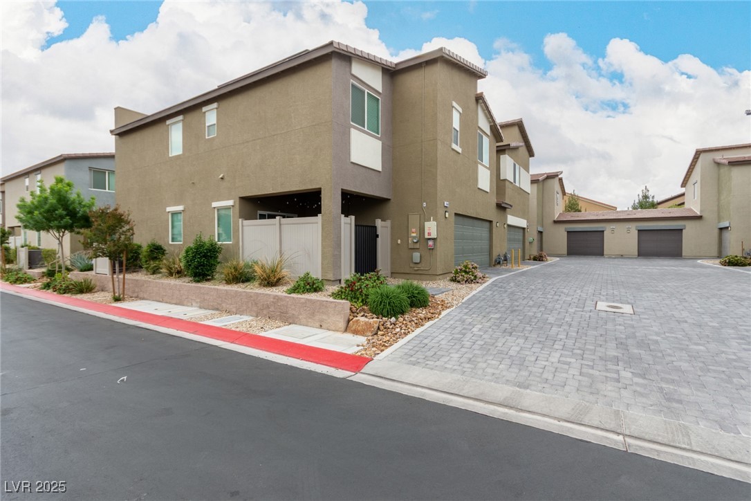 7457 Onyx Star Street Property Photo 1