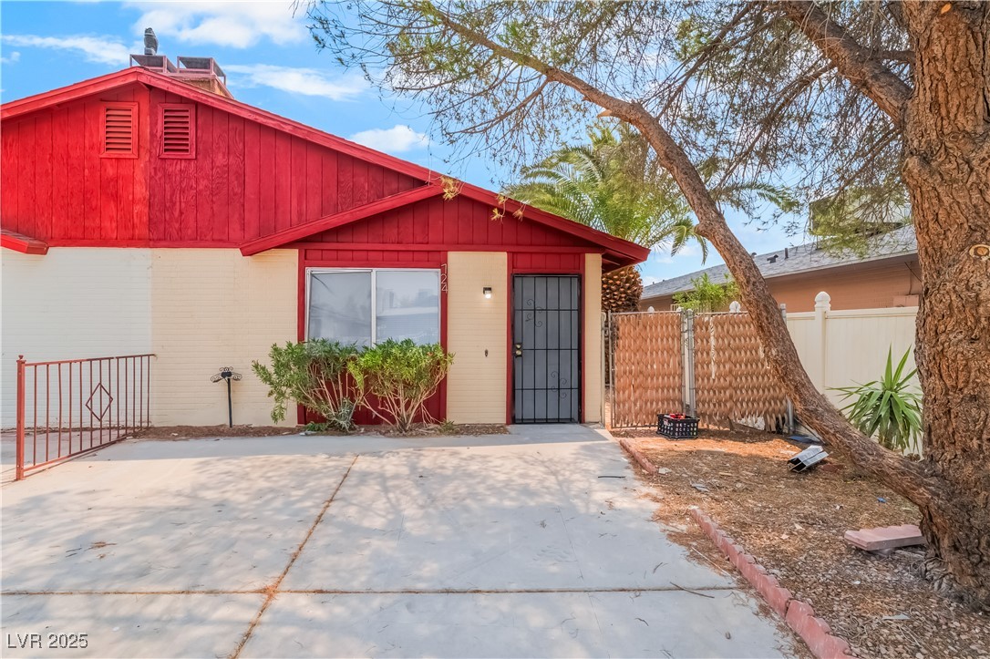 724 Concrete Court Property Photo 1
