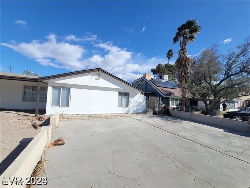 1710 Shadow Mountain Place Property Photo 3