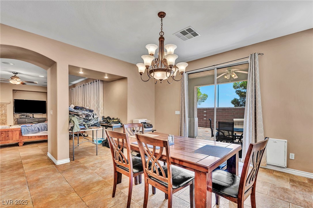 8208 Seven Falls Street Property Photo 4