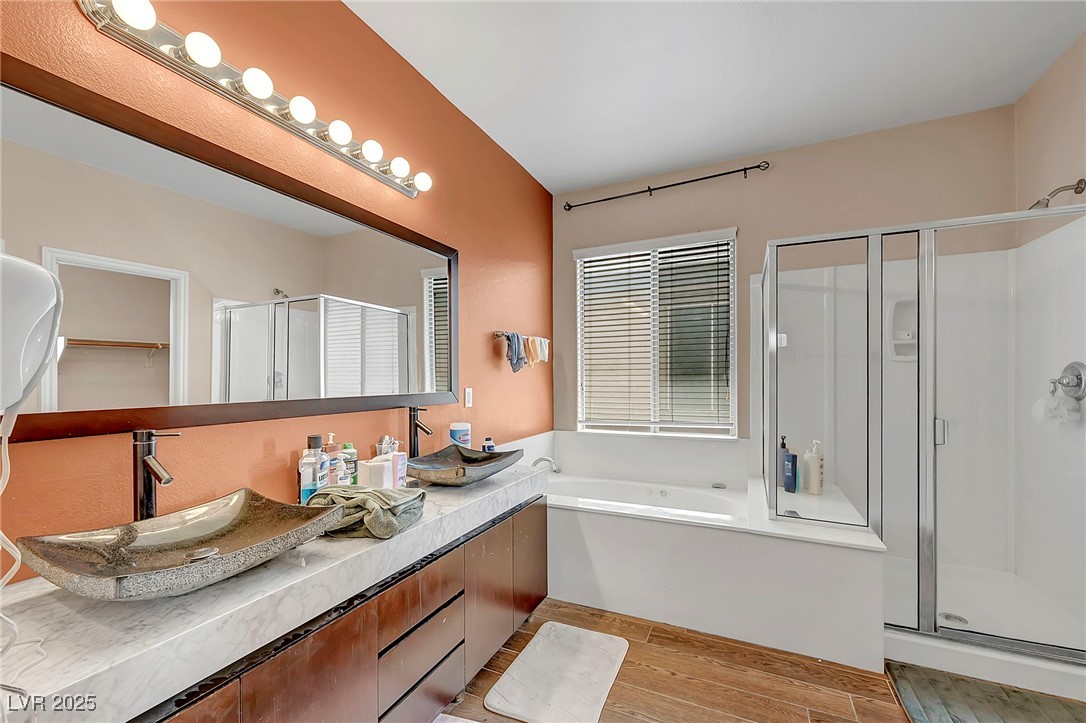 8208 Seven Falls Street Property Photo 26