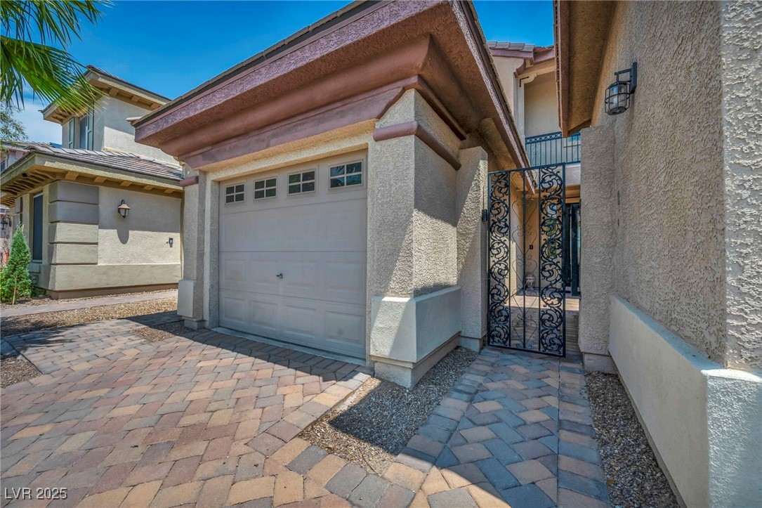 8208 Seven Falls Street Property Photo 61